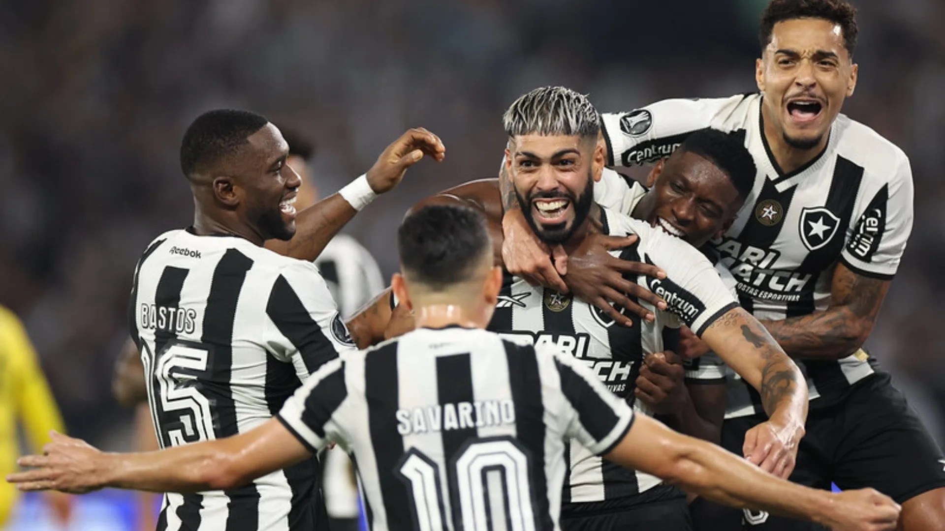 Botafogo muda time contra o Vasco pelo Brasileirão; veja a provável escalação