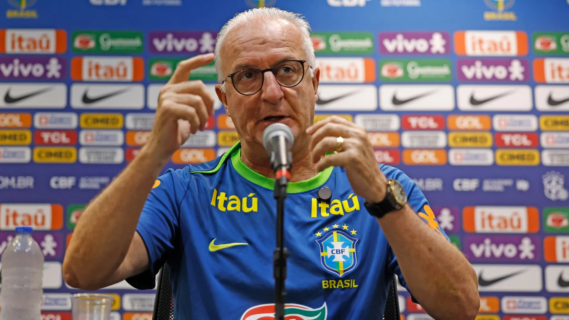 Torcedor argentino surpreende com indicação de atacante para a seleção brasileira