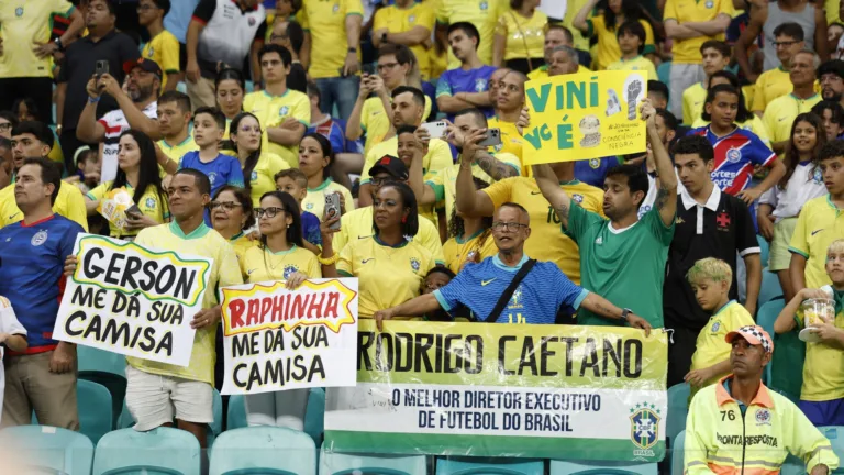 Após empate com Uruguai, torcedor pede a volta de jogador à seleção brasileira