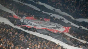Torcedor elege os melhores e piores jogadores que já viu no Corinthians