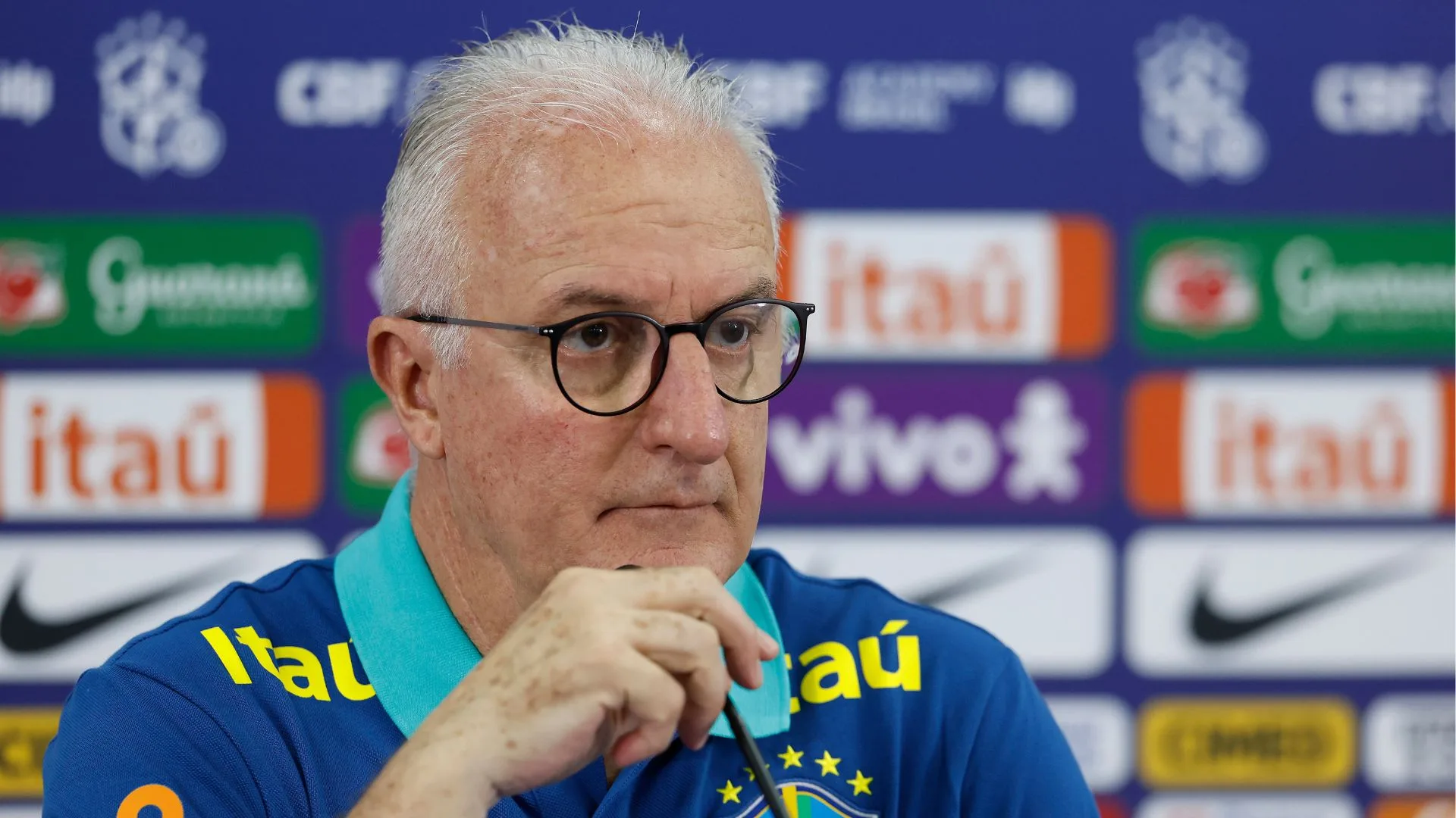 Torcedores apontam goleiro que merece chance na seleção: “Deveria”
