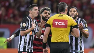 Torcedores definem os jogadores que “mais assustam” na Copa do Brasil