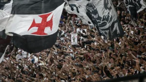 Torcedores do Vasco elegem culpado por derrota contra o Corinthians: “Demite” 