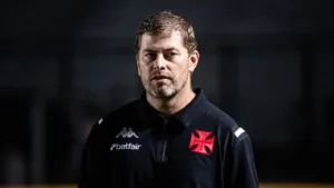 Vasco hoje: time tem três desfalques contra o Internacional no Brasileirão