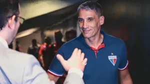 Vojvoda muda Fortaleza contra o Flamengo hoje; veja a provável escalação