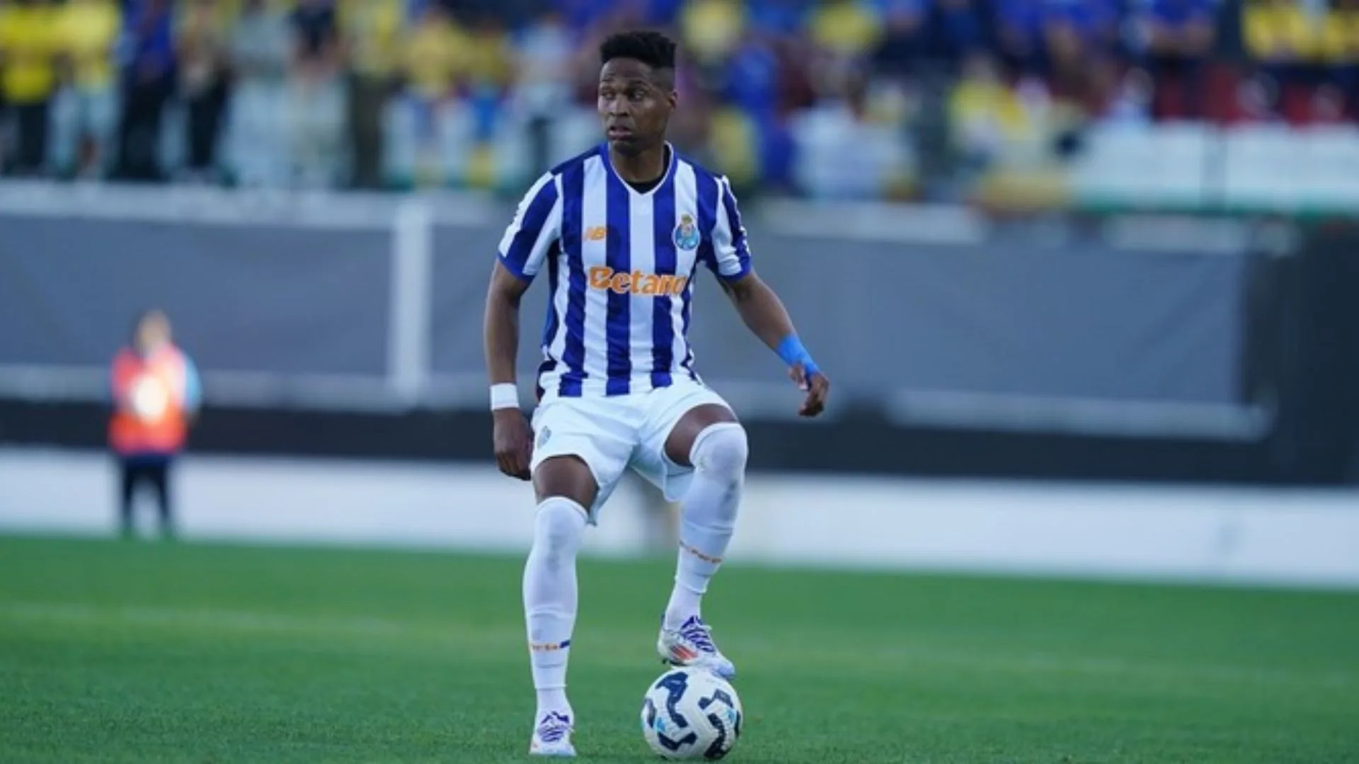 Cruzeiro pode contratar o lateral-esquerdo Wendell, que pertence ao Porto