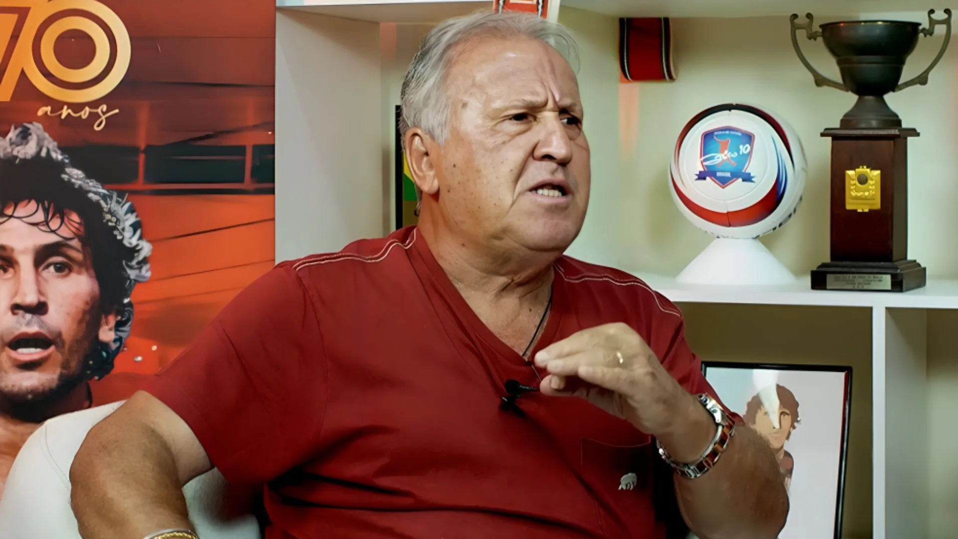 Zico indica zagueiro que ‘batia muito’ no futebol brasileiro: “Apanhei”