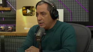 Zinho aponta zagueiro diferenciado no Brasil hoje: “Sou fã”