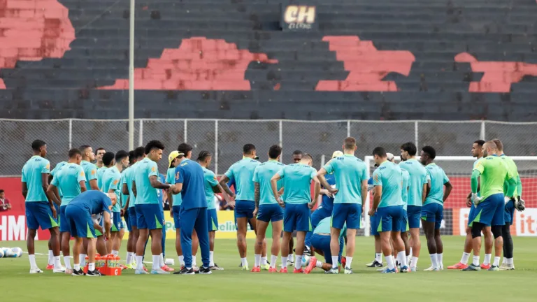 Zinho sugere saída de jogador na seleção brasileira: “Eu faria”