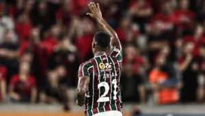 Torcer para o Flamengo? Veja o cenário que pode livrar o Fluminense do rebaixamento já contra o Cuiabá