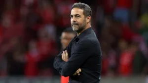 Sem Milito, Atlético-MG quer tirar Artur Jorge do Botafogo em 2025