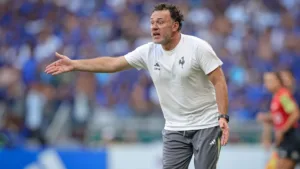 Atlético-MG hoje: Milito tem desfalques de peso contra o Vasco no Brasileirão