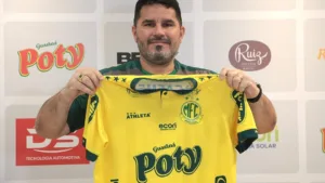 Mirassol anuncia chegada do treinador Eduardo Barroca, ex-Avaí