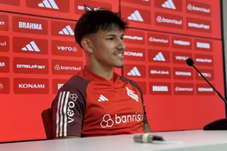Bernabei, lateral-esquerdo do Internacional