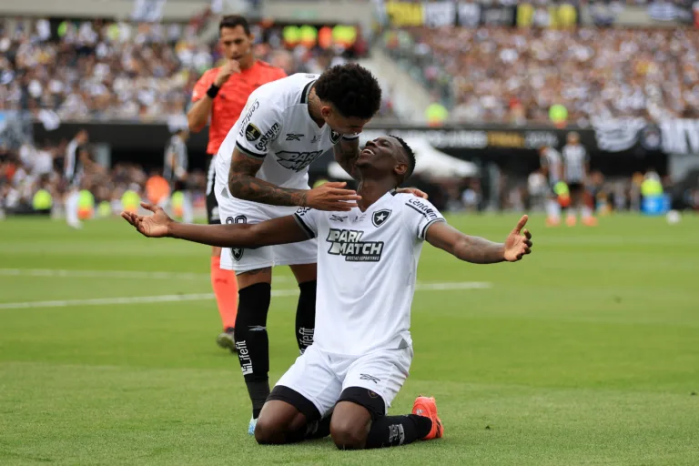 Artilharia, assistências e mais: veja os destaques do ano do Botafogo