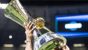 Torcedor português aponta time lusitano que seria campeão do Brasileirão