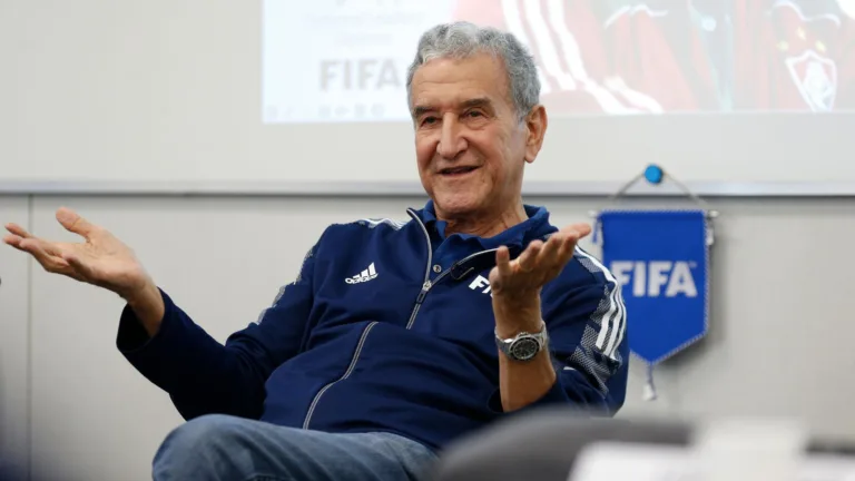 Parreira define ‘o cara’ da seleção brasileira em 1994 além de Romário: “Líder”