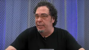 Casagrande é convicto e crava último rebaixado no Brasileirão: “Cairá”