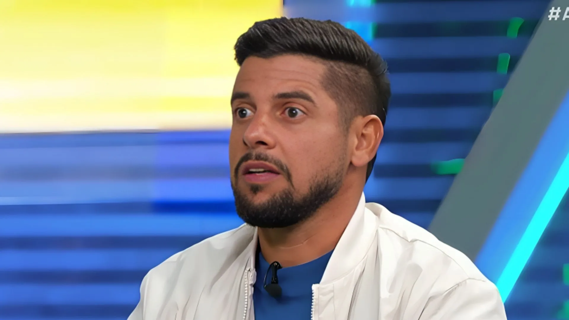 Cicinho elege time que foi “surpresa” no Brasil em 2024