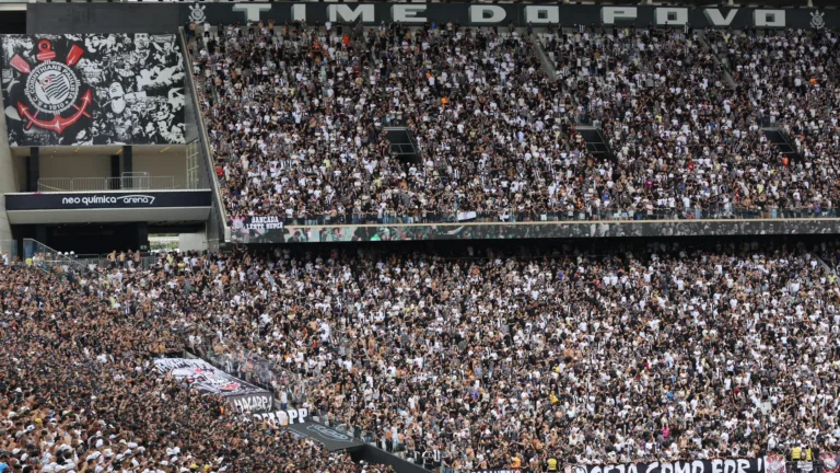 Milton Neves se surpreende com torcedores que terminarão felizes em 2024: “Quem diria”
