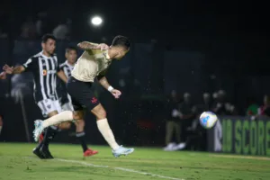 Coutinho brilha e Vasco vence o Atlético-MG; assista aos gols