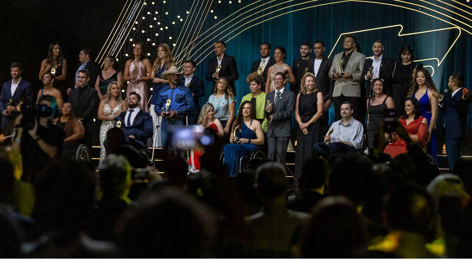 CPB premia melhores atletas de 2024 em ano histórico