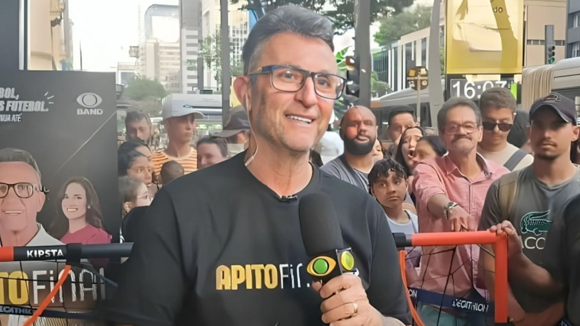 Craque Neto admite investida pesada para acertar com rival da Band: “Muita grana”