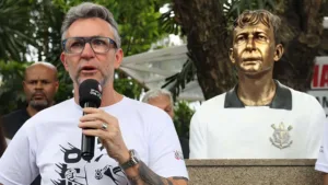 Craque Neto não pipoca e crava campeão da Copa do Brasil: “Vai brigar”