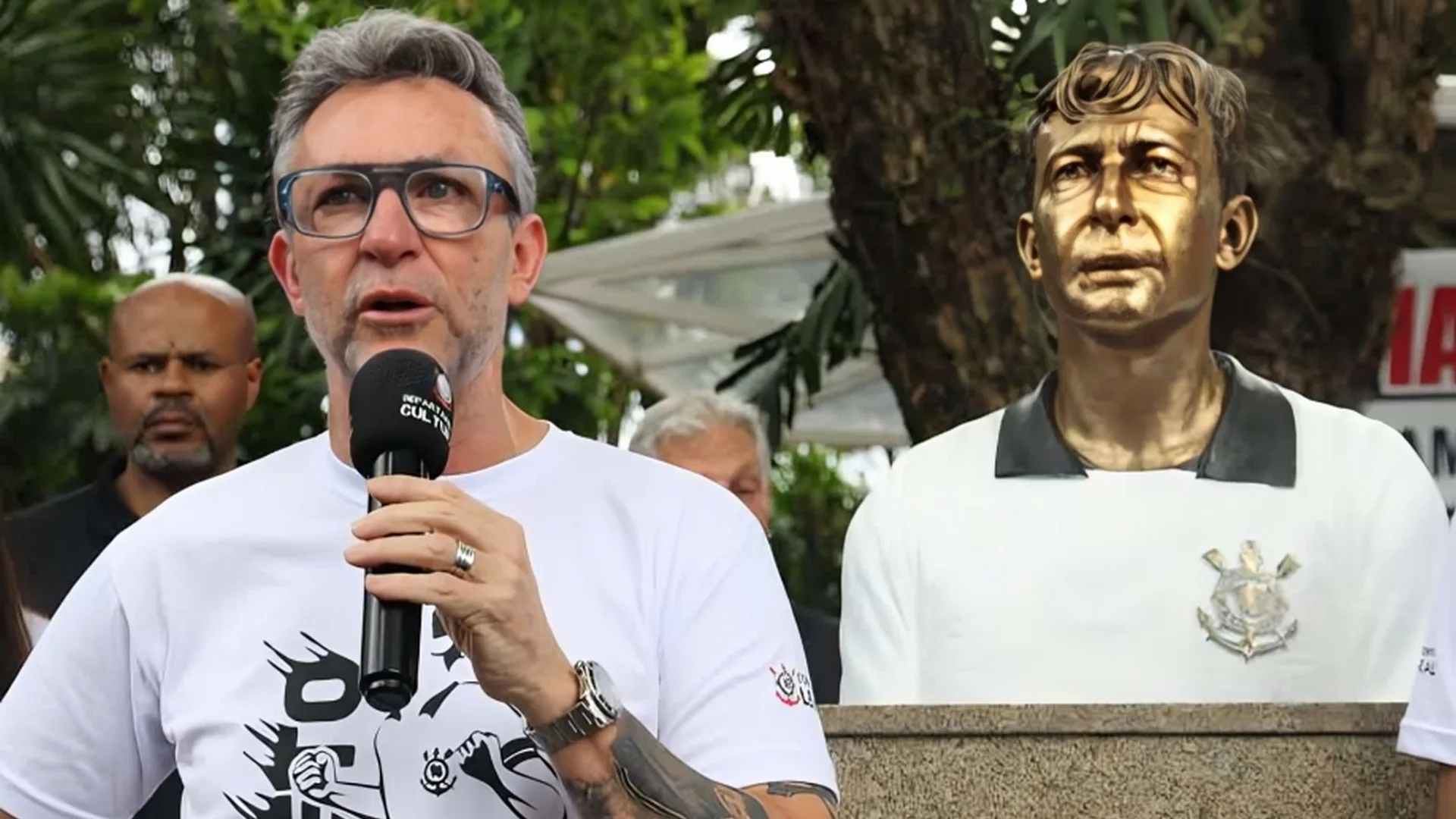 Craque Neto não pipoca e crava campeão da Copa do Brasil: “Vai brigar”