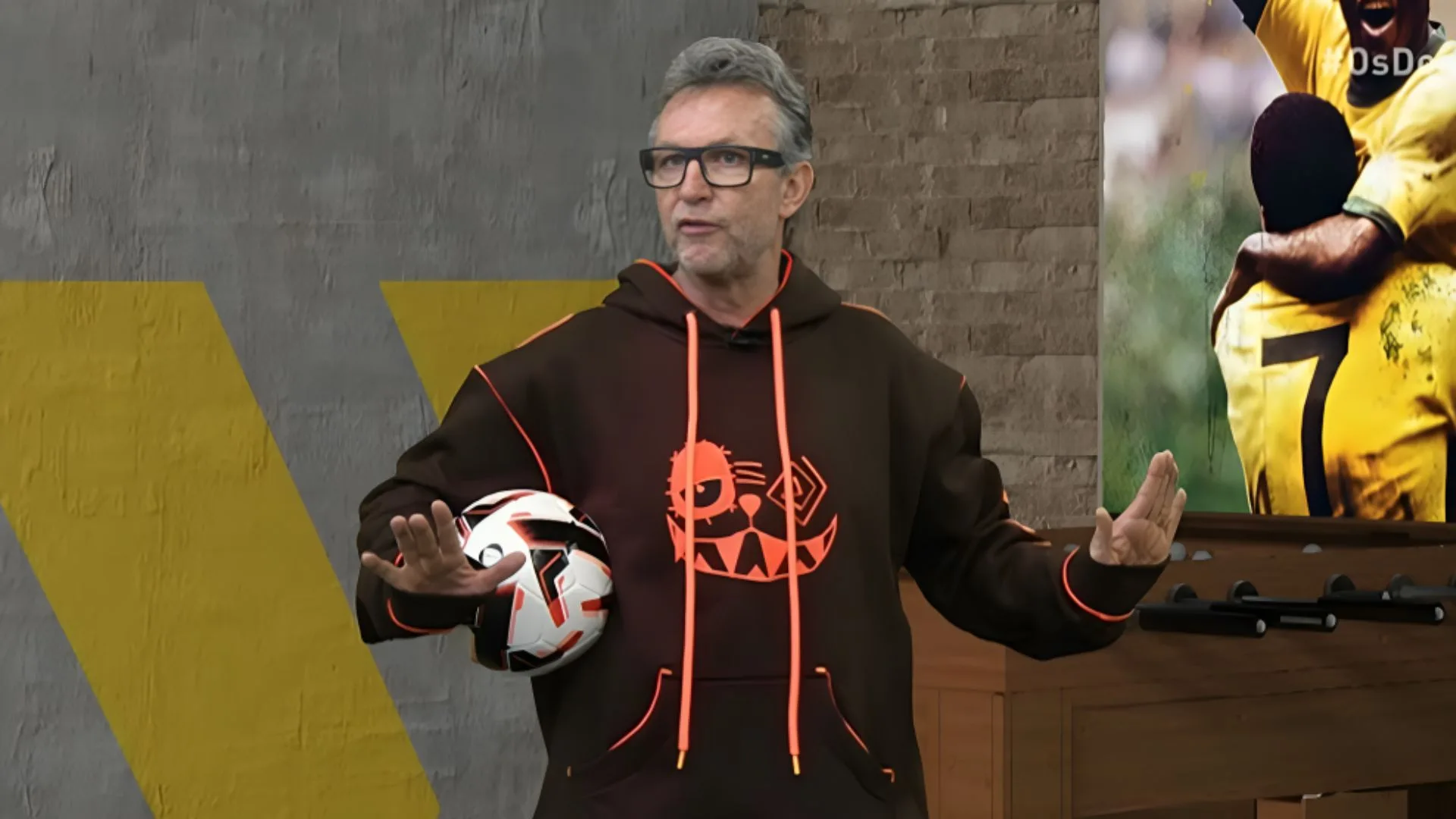 Craque Neto crava time que foi ‘medíocre’ em 2024: “Absurdo”