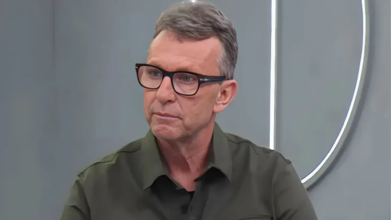 Craque Neto elege contratação que pode parar o Brasil em 2025