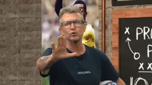 Craque Neto elenca três técnicos ultrapassados no Brasil: “Já deu”