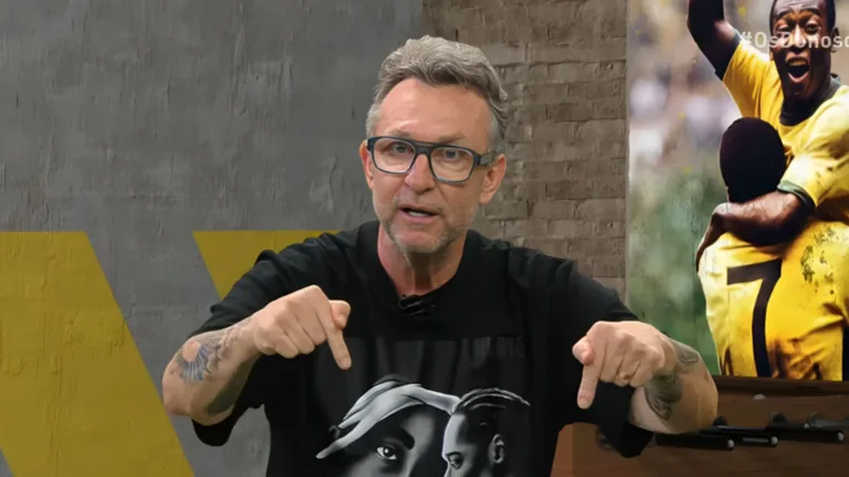 Craque Neto surpreende e elege melhor jogador do Brasileirão