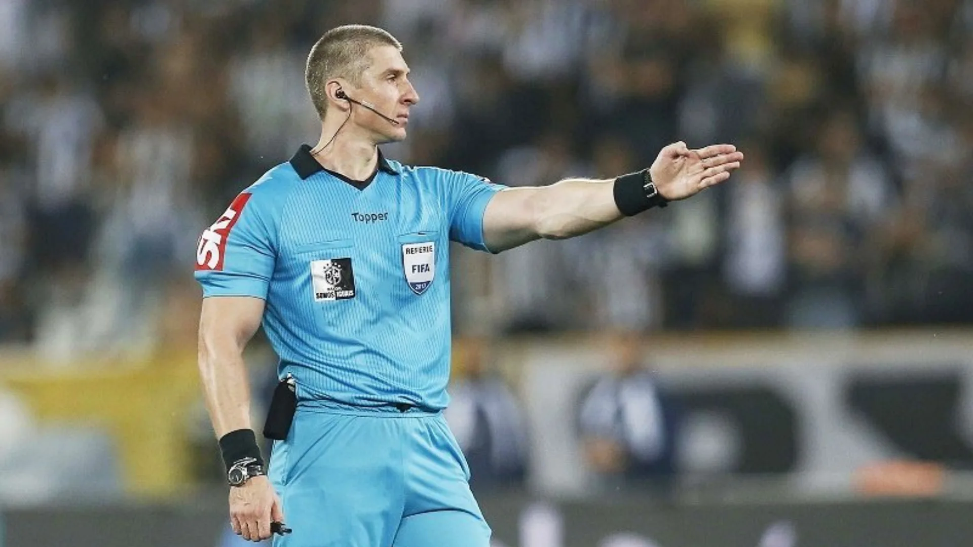 Torcedores elegem o pior árbitro do futebol brasileiro em 2024