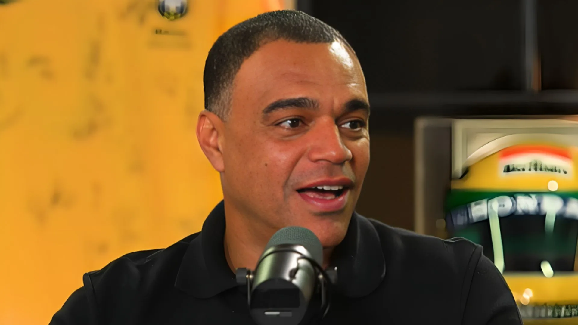 Denílson elege técnico que surpreende no Brasileirão