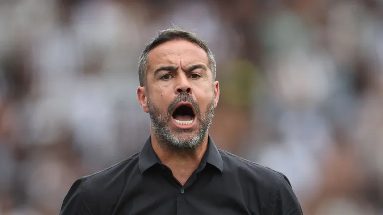 Denílson sugere time que fará frente ao Botafogo em 2025: “Incomodado”