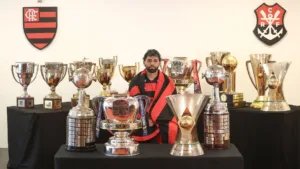 Torcedores do Flamengo criam vídeos para despedida de Gabigol