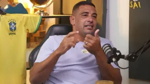 Diego Souza bate o martelo e crava campeão do Brasileirão