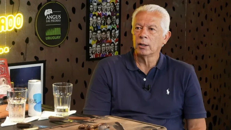 Leão reforça elogios a camisa 10 injustiçado do Brasil: “Melhor que o Cruyff”