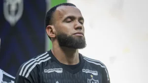 Atlético-MG terá Gabriel Delfim contra o Bahia na vaga do goleiro Everson, suspenso no Brasileirão