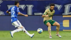 Felipe Anderson, maior contratação do Palmeiras neste ano, vai ter forte concorrência em 2025