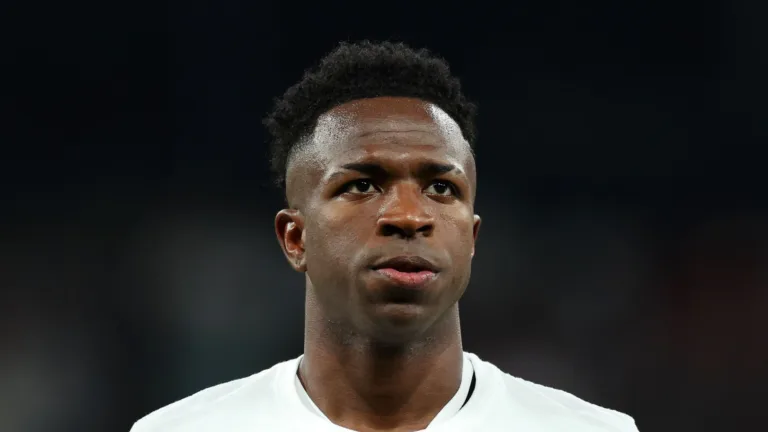 Flávio Prado descarta Vinícius Júnior e elege duas unanimidades no futebol