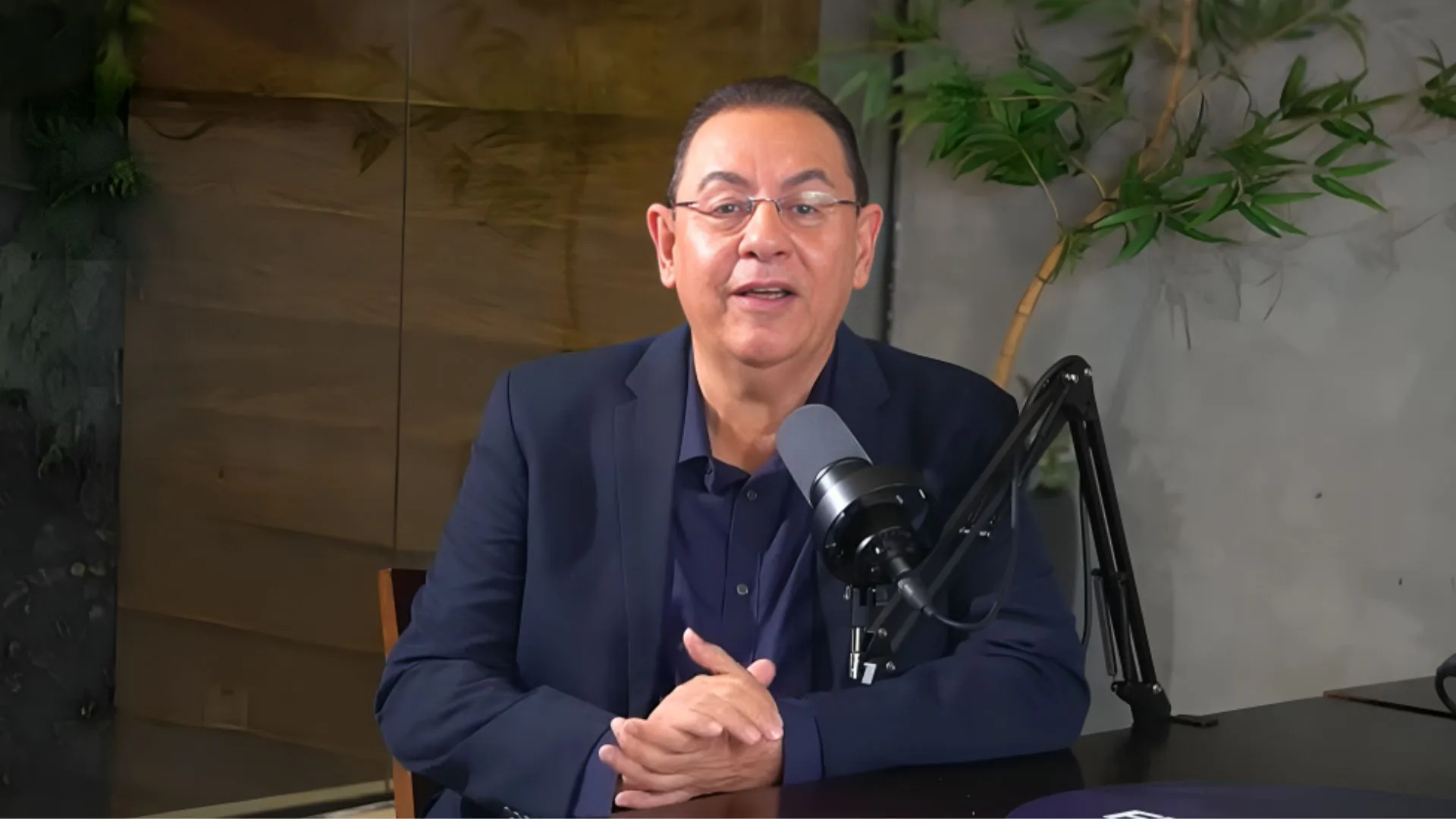 Flávio Prado se espanta com queda de equipe no futebol: “Timeco”