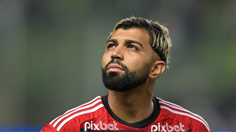 Gabigol desmente acerto com Cruzeiro e abre jogo sobre futuro
