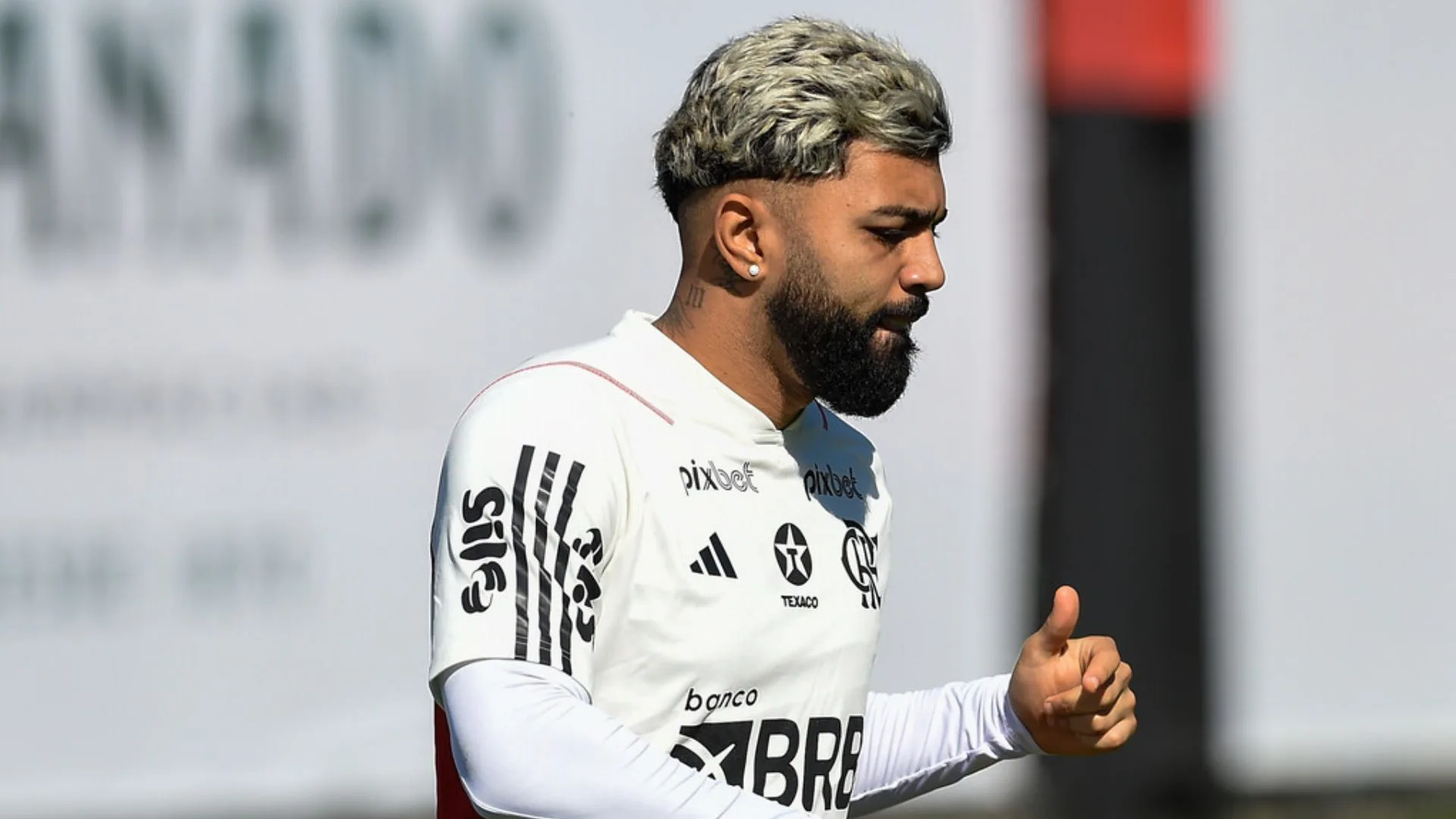 Gabigol revela onde deseja jogar no futebol brasileiro: “Já pensou?”