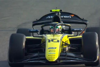 Na imagem, Gabriel Bortoleto realiza treino oficial na F2