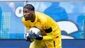 Hugo Souza, do Corinthians, sinaliza melhor goleiro do Brasileirão