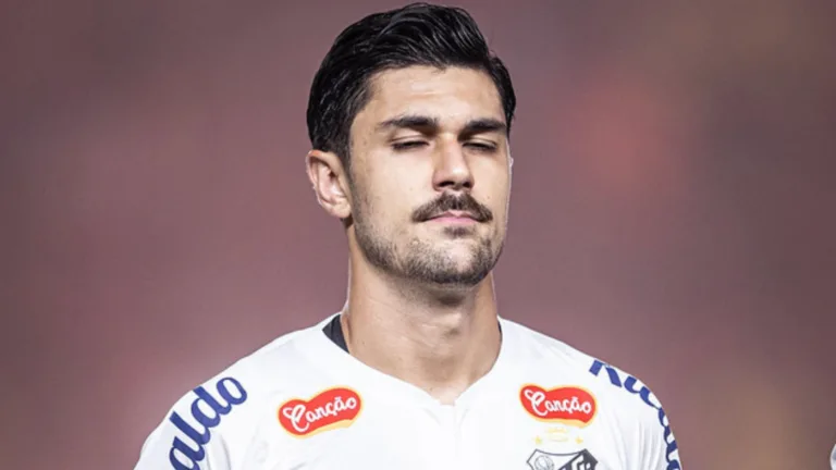 João Basso se diz orgulhoso de recolocar o Santos na Série A