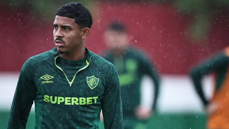 Fluminense não descarta empréstimo de John Kennedy para time mexicano