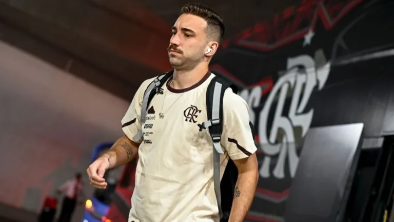  Sormani “exclui” Léo Ortiz e define melhor dupla de zaga do futebol brasileiro